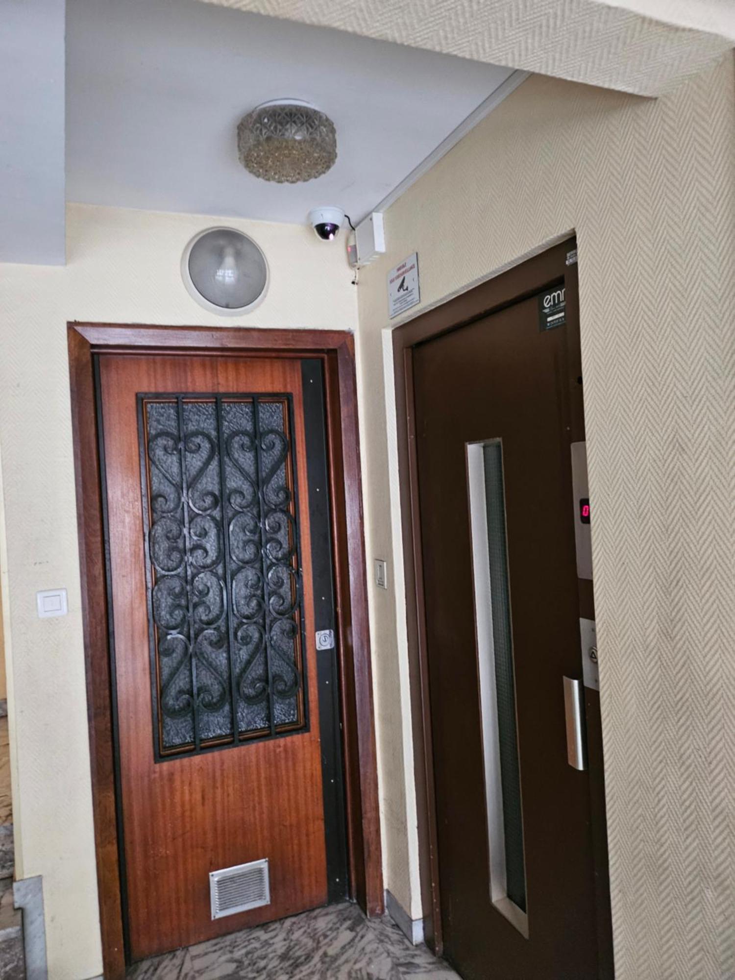 Appartamento Charment Studio Nizza Esterno foto